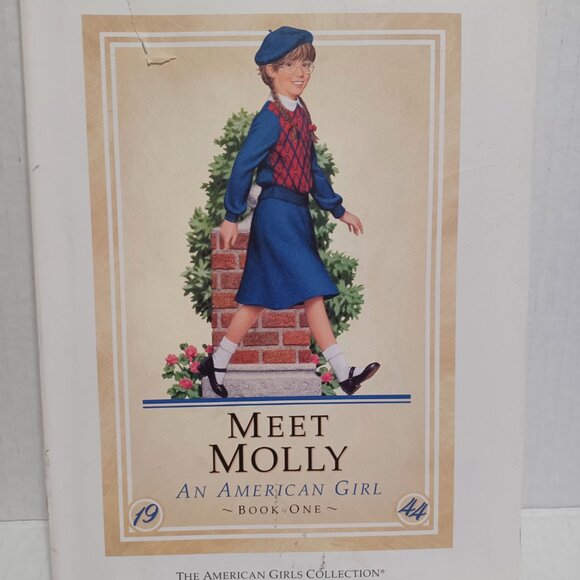 Vintage 1989 Pleasant Company Meet Molly Hardcover Book - Picture 7 of 7